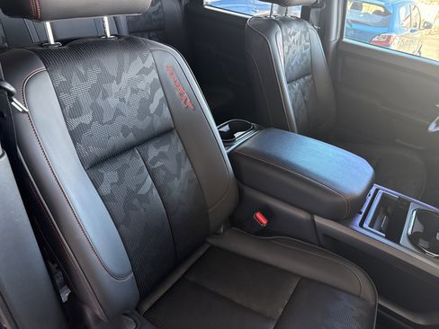 Used 2024 Nissan Titan PRO-4X w/ Off Road Protection Package image 21