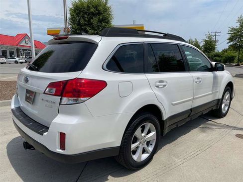 Used 2014 Subaru Outback 2.5i Premium AWD/4WD image 21