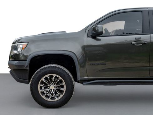 Used 2017 Chevrolet Colorado ZR2 w/ LPO, Premium Interior Package AWD/4WD image 10