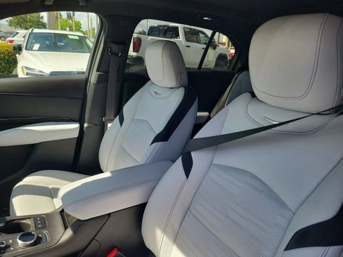 Used 2024 Cadillac XT4 Sport FWD image 18