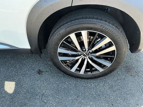 New 2026 Nissan Armada SL image 8