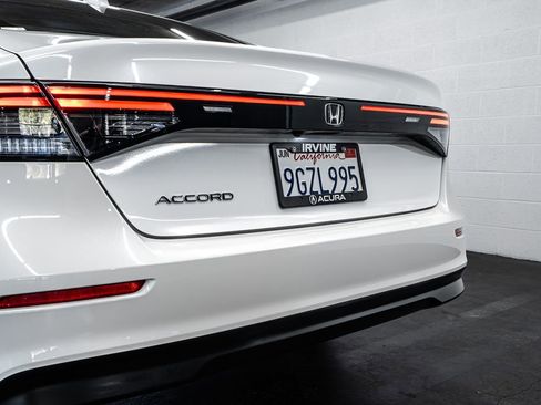 Used 2023 Honda Accord EX image 15