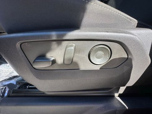 Used 2024 GMC Sierra 2500 SLE w/ SLE Value Package; image 26