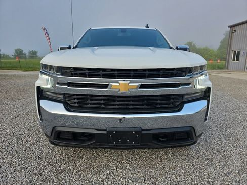 Used 2021 Chevrolet Silverado 1500 LT AWD/4WD image 2
