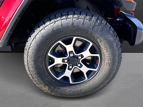 Used 2021 Jeep Wrangler Unlimited Rubicon image 7