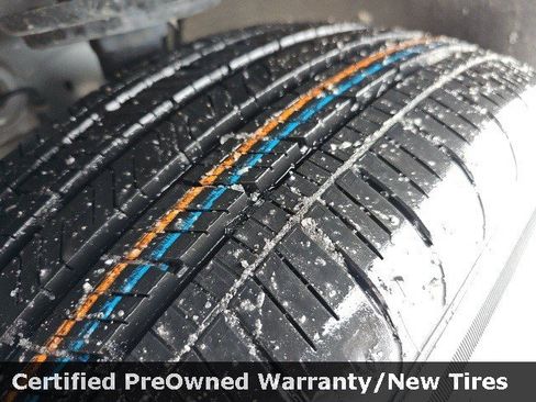 Certified 2023 Chevrolet Traverse LT w/ LPO, Floor Liner Package image 9