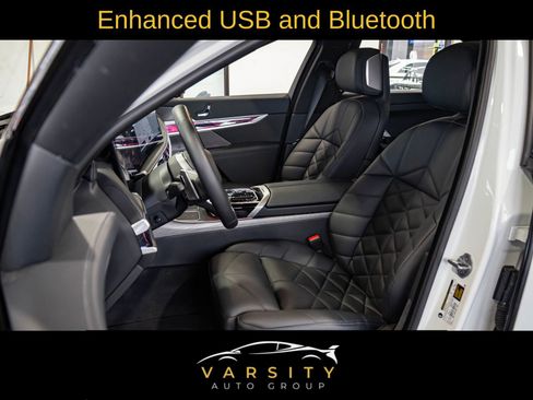 Used 2025 BMW 740i image 11