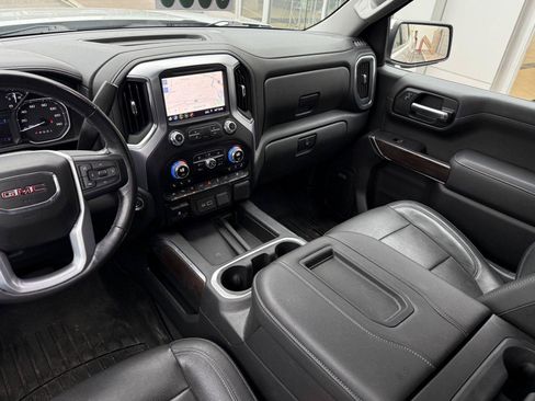 Used 2019 GMC Sierra 1500 SLT w/ SLT Premium Plus Package AWD/4WD image 17