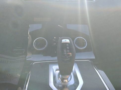 Used 2023 Land Rover Range Rover Evoque HST image 11