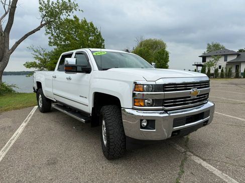 Used 2015 Chevrolet Silverado 3500 LTZ w/ LTZ Plus Package AWD/4WD image 3