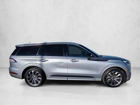Used 2020 Lincoln Aviator Grand Touring w/ Equipment Group 302A image 4