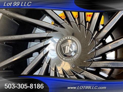 Used 2017 Cadillac Escalade Platinum image 62