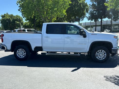 Used 2023 Chevrolet Silverado 2500 LT w/ Convenience Package image 22