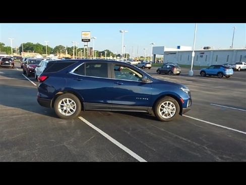 Certified 2022 Chevrolet Equinox LT image 9