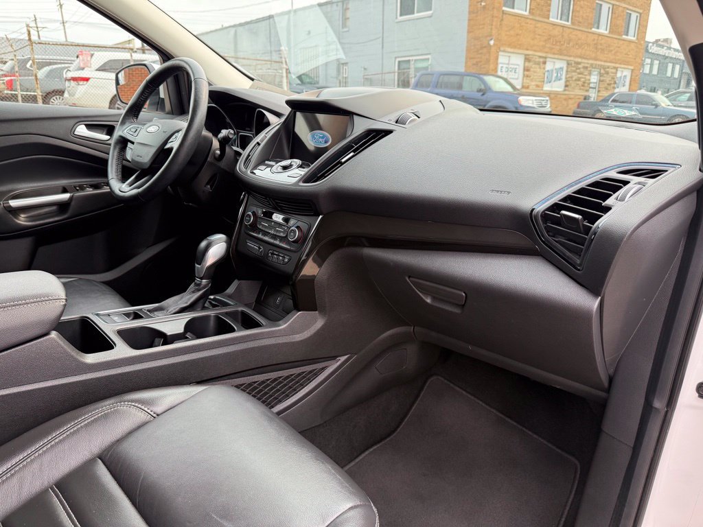 Used 2019 Ford Escape Titanium AWD/4WD image 26