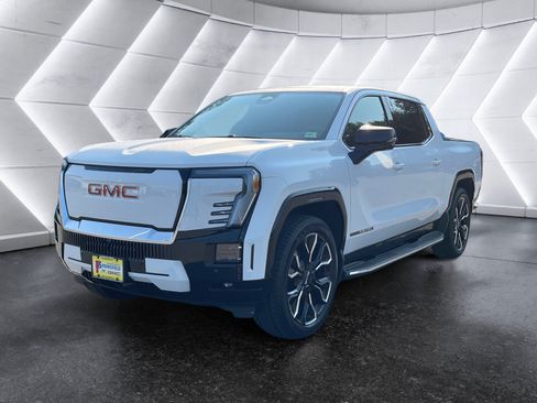 Used 2026 GMC Sierra EV Denali AWD/4WD image 2