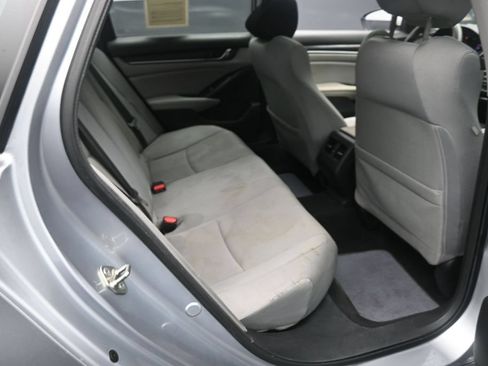 Used 2019 Honda Accord EX image 24