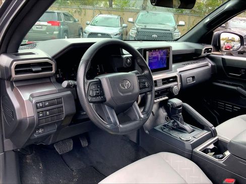 Used 2025 Toyota Tacoma SR5 image 16