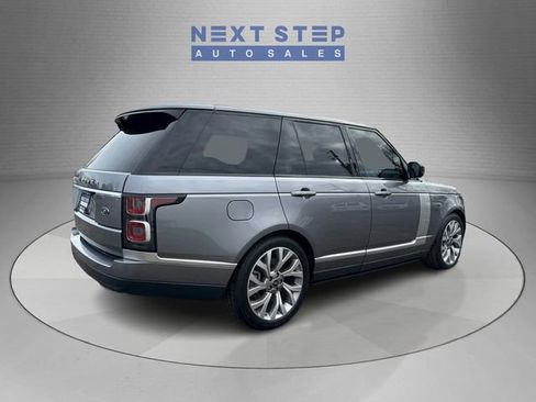 Used 2020 Land Rover Range Rover HSE image 8