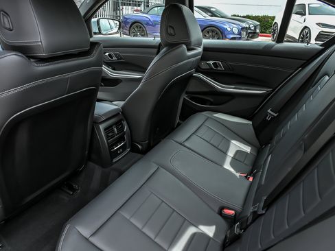 Used 2024 BMW 330i xDrive Sedan w/ M Sport Package AWD/4WD image 34
