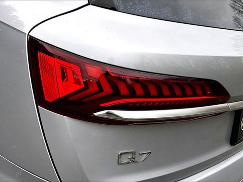 Used 2020 Audi Q7 3.0T Premium Plus image 20