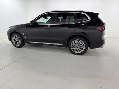 Used 2023 BMW X3 xDrive30i w/ Premium Package AWD/4WD image 2