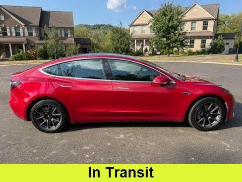 Used 2018 Tesla Model 3 Long Range RWD image 1