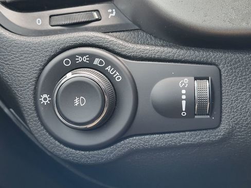 Used 2021 FIAT 500X Sport w/ Cold Weather Group image 21