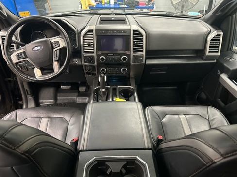 Used 2018 Ford F150 Platinum w/ Equipment Group 701A Luxury image 12