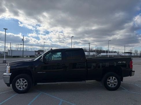 Used 2014 Chevrolet Silverado 2500 LT w/ Snow Plow Prep Package image 3