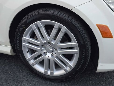 Used 2008 Mercedes-Benz C 300 Sport image 13