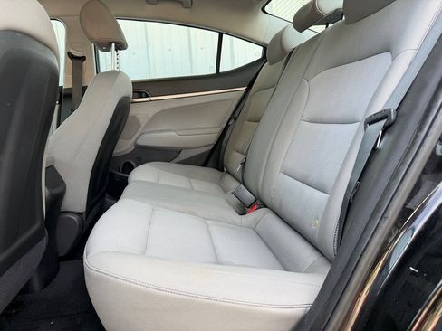 Used 2018 Hyundai Elantra SE FWD image 23