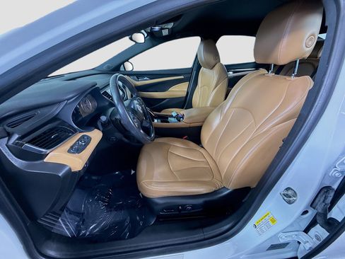 Used 2017 Buick LaCrosse Essence image 22