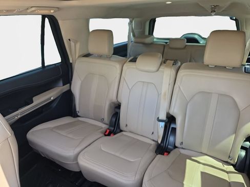 Used 2022 Ford Expedition Max Limited AWD/4WD image 20