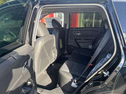 New 2026 Nissan Rogue Platinum w/ Platinum Premium Package image 6