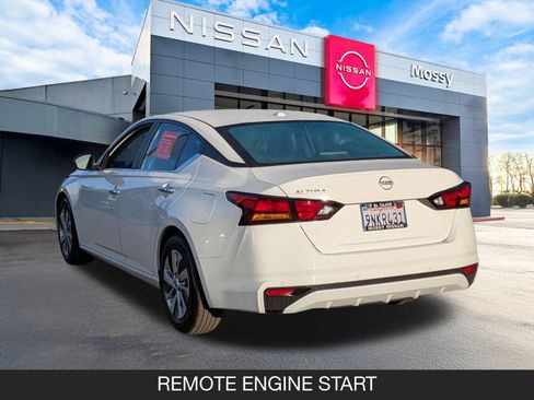 Certified 2025 Nissan Altima 2.5 S image 8