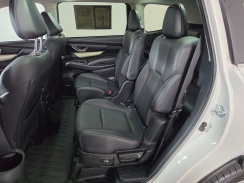 Used 2022 Subaru Ascent Limited w/ Technology Package AWD/4WD image 15