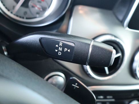 Used 2016 Mercedes-Benz CLA 250 image 25
