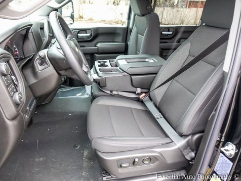 New 2026 Chevrolet Silverado 2500 Custom w/ Custom Value Package image 10