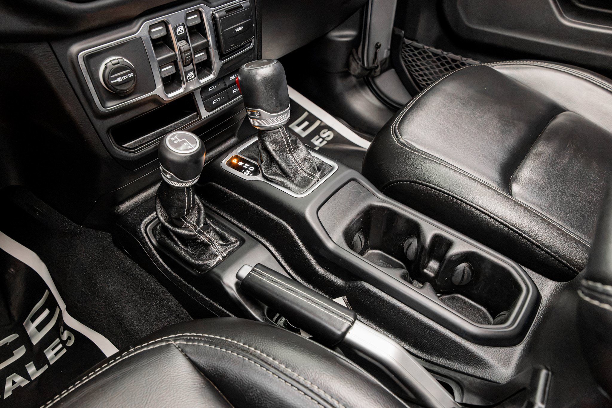Used 2021 Jeep Wrangler Unlimited Sahara AWD/4WD image 44