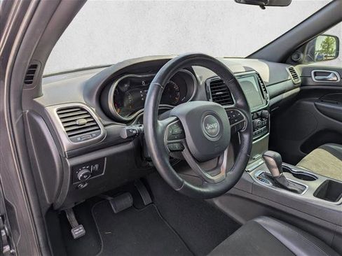 Used 2021 Jeep Grand Cherokee Laredo X AWD/4WD image 12
