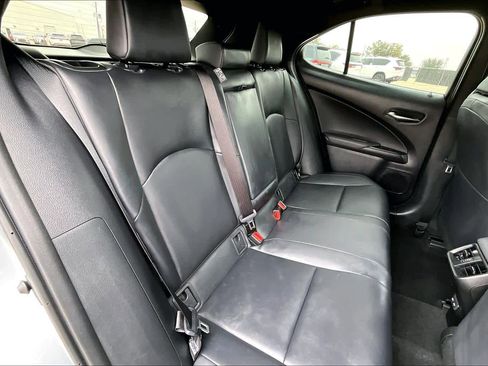 Used 2025 Lexus UX 300h FWD image 20