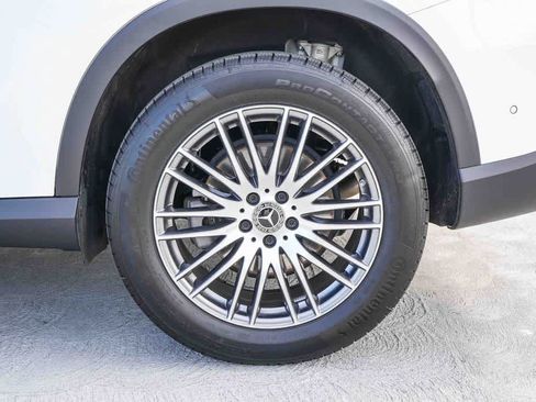 Used 2026 Mercedes-Benz GLC 300 image 10