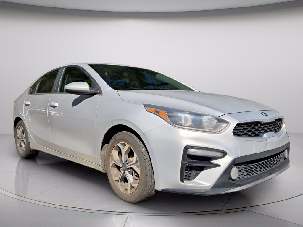 Used 2020 Kia Forte LXS FWD image 4