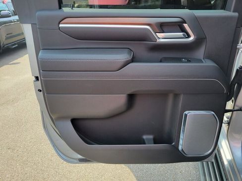 Used 2025 GMC Sierra 2500 Denali w/ Denali Reserve Package image 28