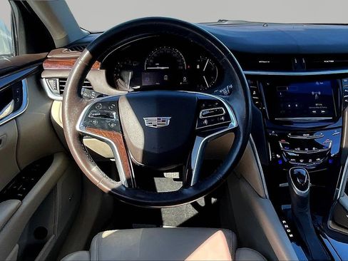 Used 2017 Cadillac XTS Luxury w/ Driver Awareness Package image 8