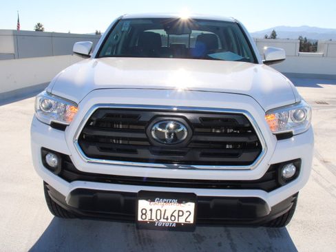 Used 2019 Toyota Tacoma SR5 image 8