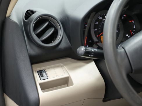 Used 2007 Toyota RAV4 2WD image 18