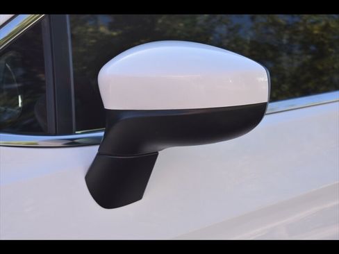 Used 2022 Chrysler Voyager LX w/ Fleet Security Group FWD image 46