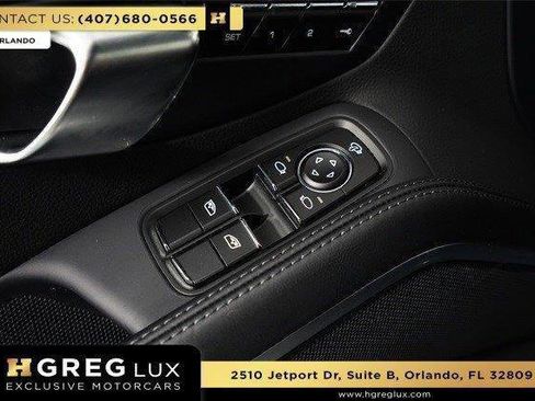 Used 2025 Porsche 718 Cayman RWD image 36
